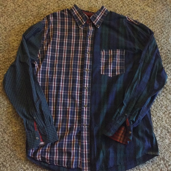 IZOD Men’s Button Up LIKE NEW - Picture 2 of 3